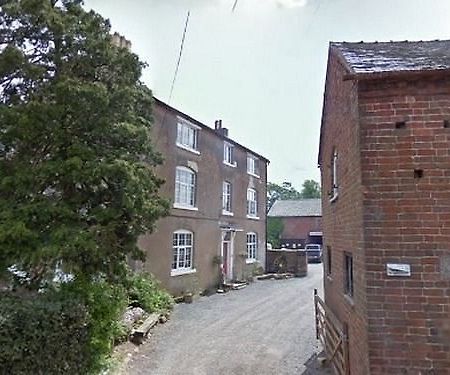 Lower Drayton Farm B&B 스태퍼드 외부 사진