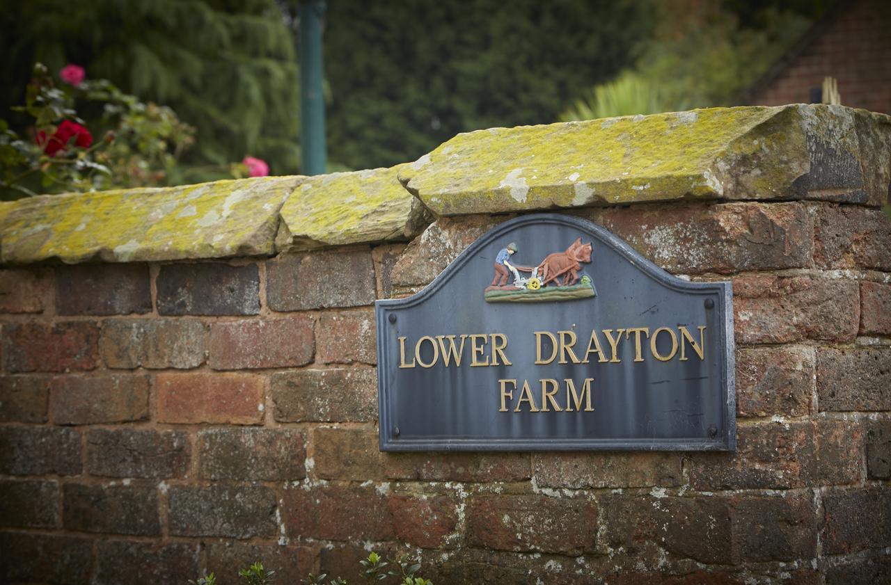 Lower Drayton Farm B&B 스태퍼드 외부 사진