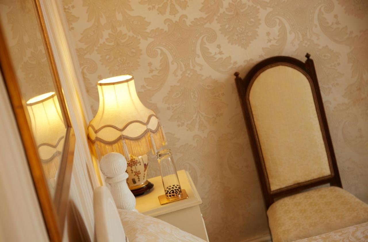 Lower Drayton Farm B&B 스태퍼드 외부 사진