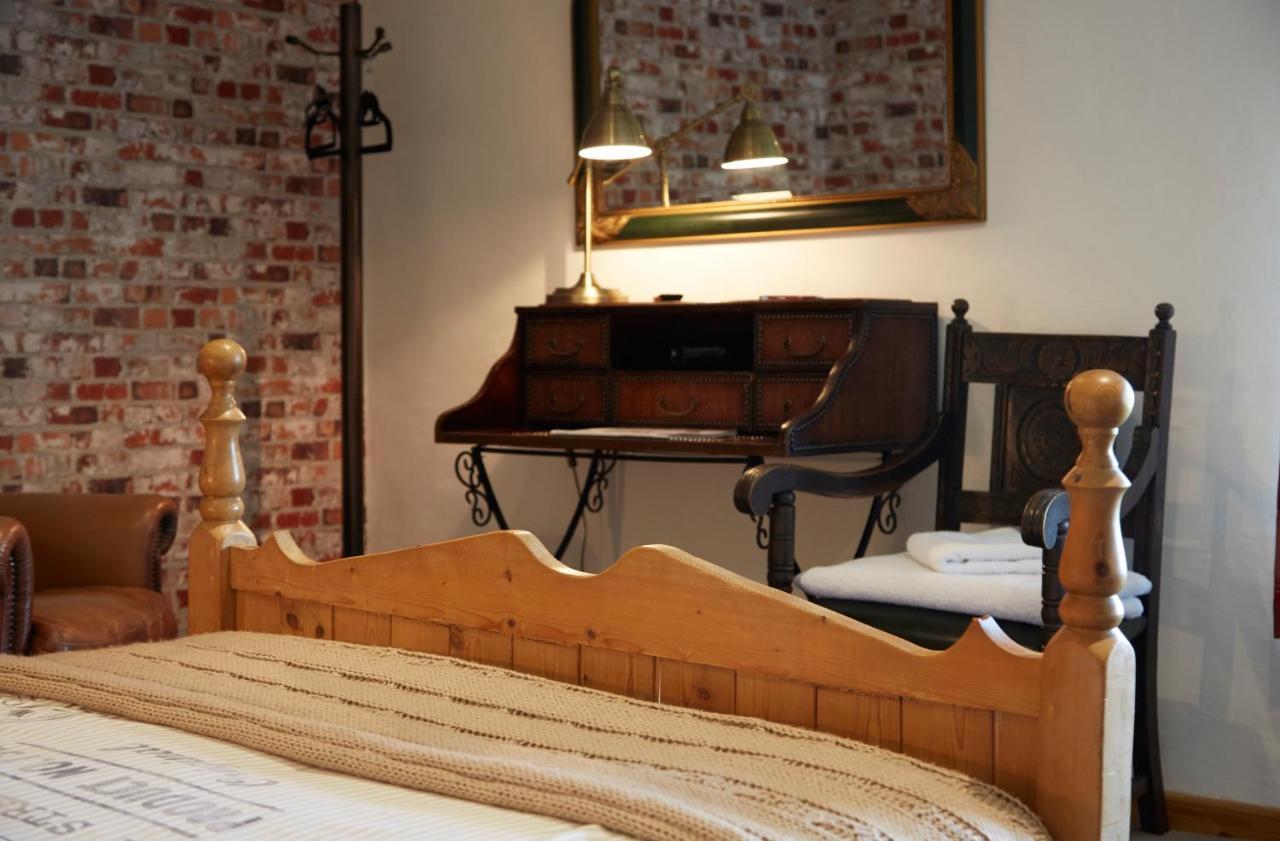 Lower Drayton Farm B&B 스태퍼드 외부 사진